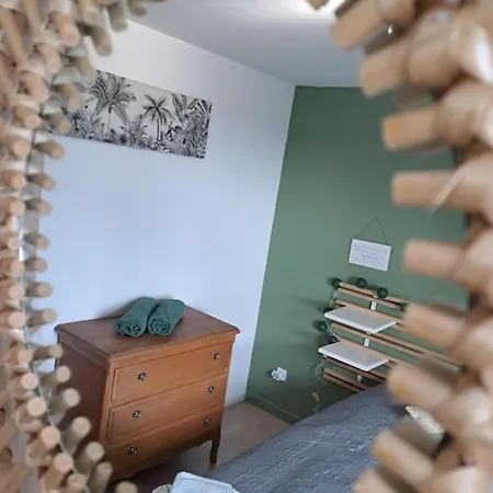 Des Falaises De 8personnes בית נופש