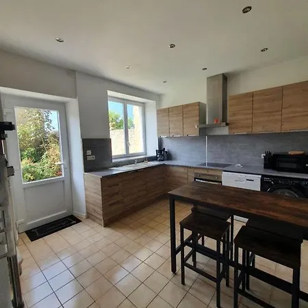 Holiday home Des Falaises De 8personnes Longues-sur-Mer