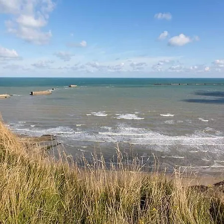 Des Falaises De 8personnes Longues-sur-Mer