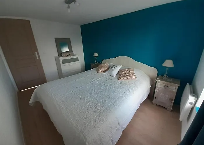 Des Falaises De 8personnes Longues-sur-Mer