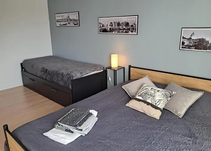 Des Falaises De 8personnes Longues-sur-Mer