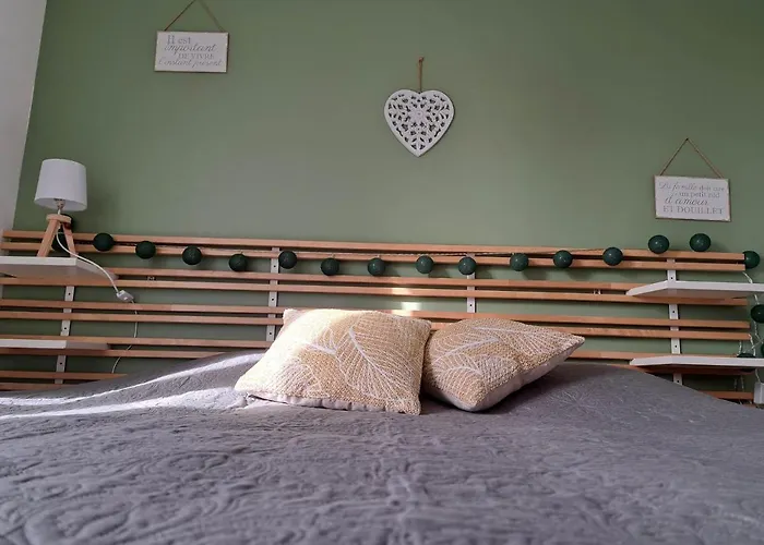 Des Falaises De 8personnes Longues-sur-Mer